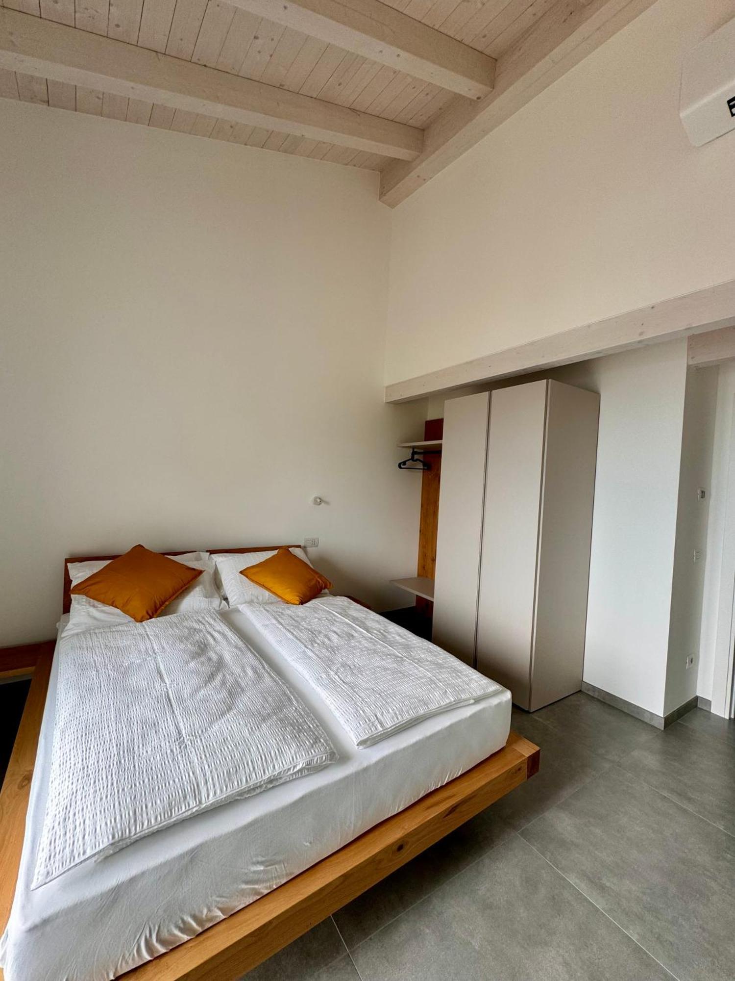Eco Garda Hill Apartman Tenno Kültér fotó