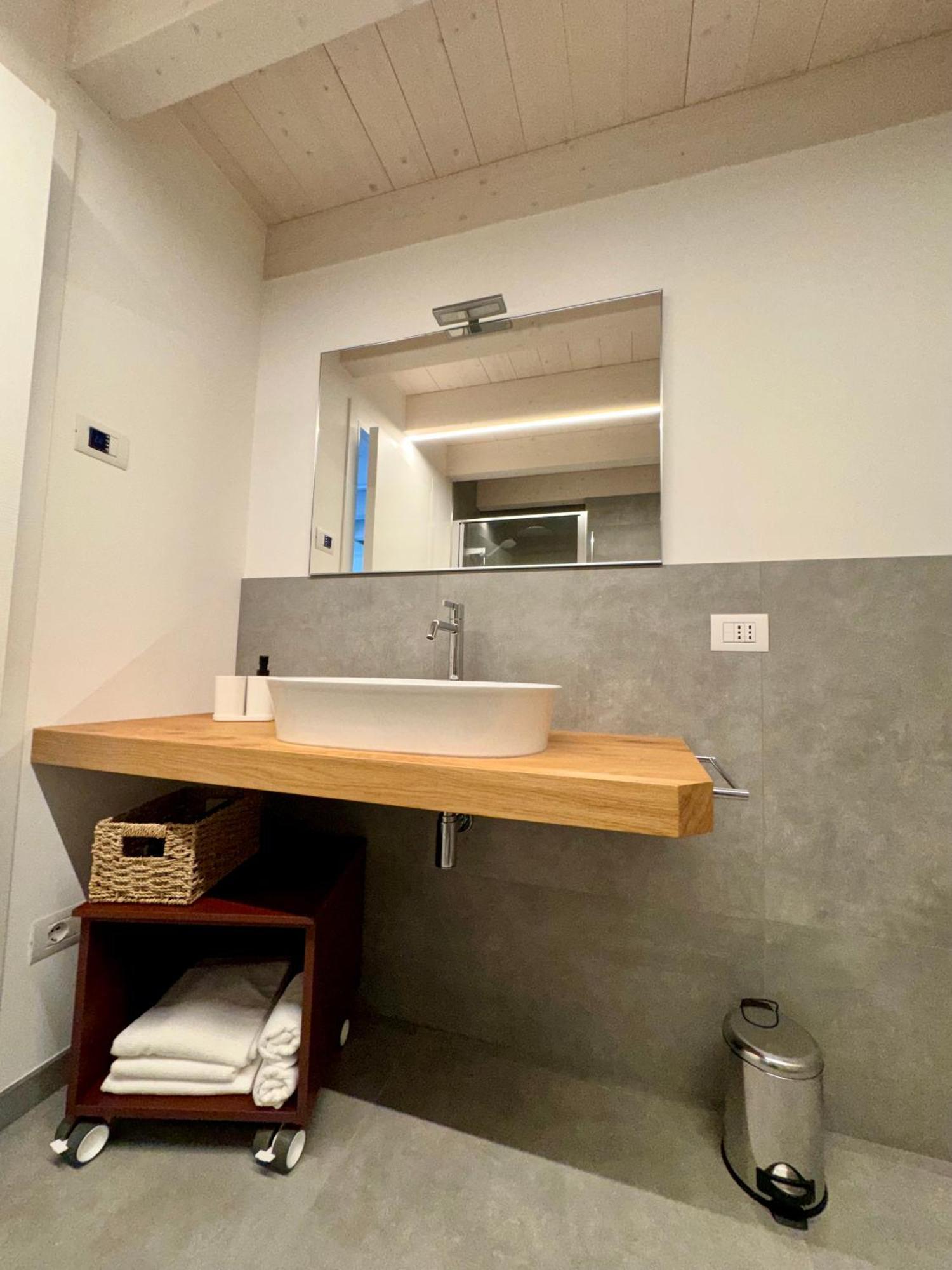 Eco Garda Hill Apartman Tenno Kültér fotó